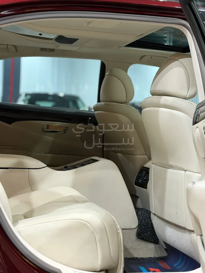2008 لكزس إل إس 460 إل
