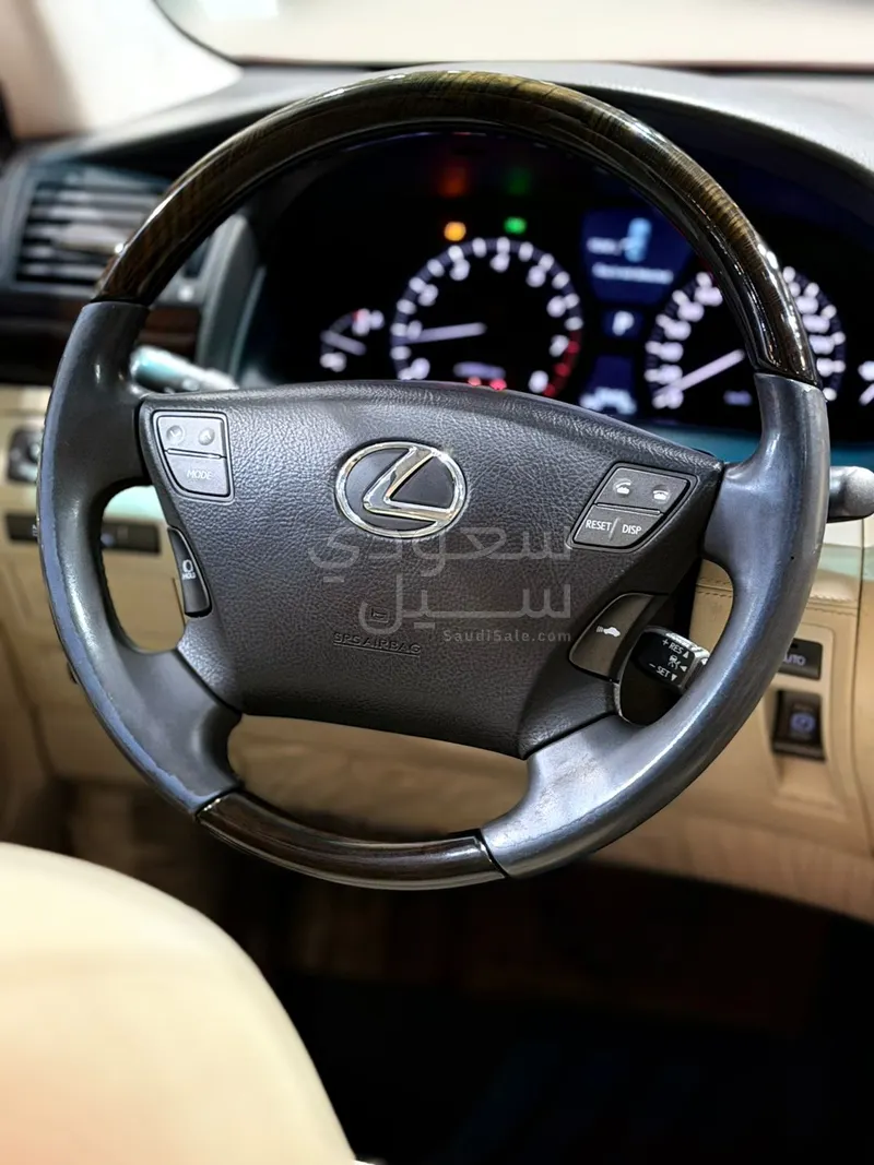 2008 لكزس إل إس 460 إل