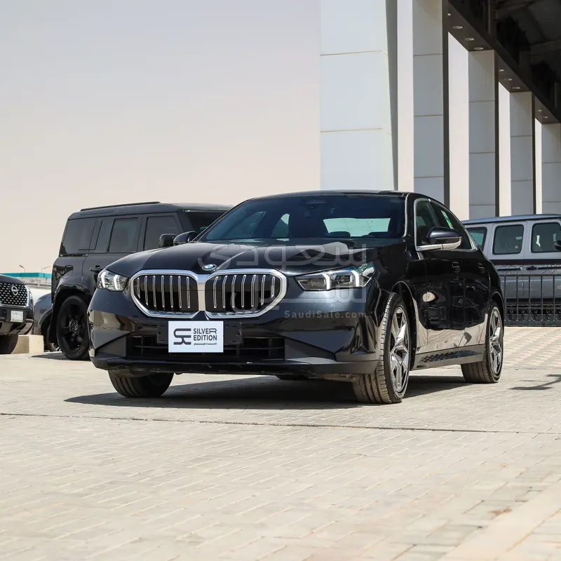 2025 بي ام دبليو الفئة الخامسة 520 أي