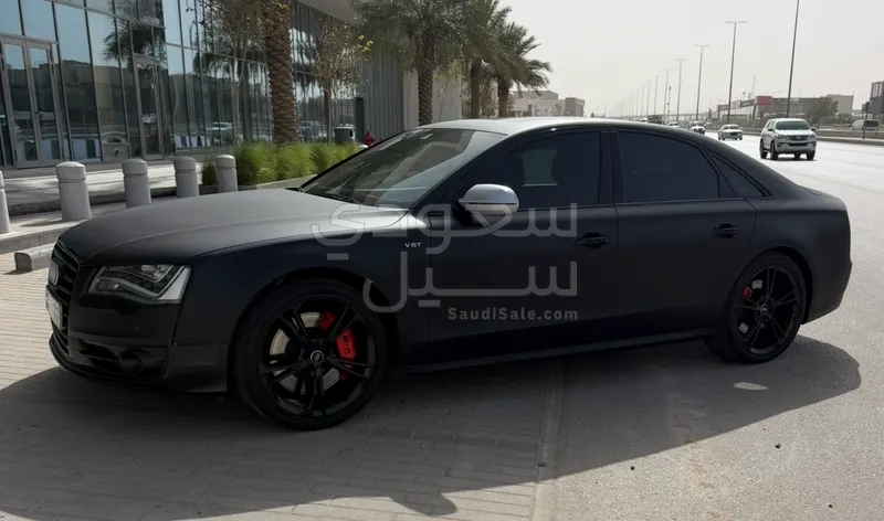 2013 اودي اس 8