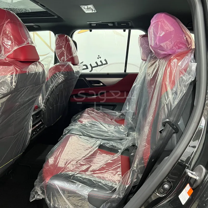 2026 لكزس إل إكس 600 إف