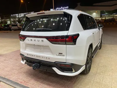 2025 لكزس إل إكس 600 إف