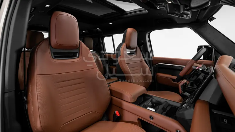 2026 لاند روفر ديفيندر اوكتا