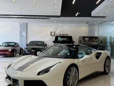 2016 فيراري 488