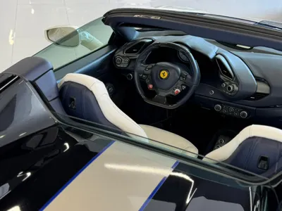 2016 فيراري 488