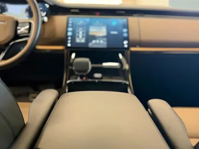 2025 لاند روفر رينج روفر سبورت اتش اس اي