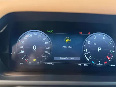 2025 لاند روفر ديفيندر 110 اكس داينمك