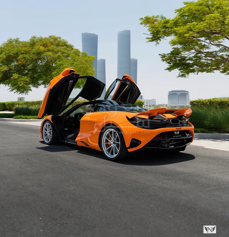 2025 مكلارين إس 750