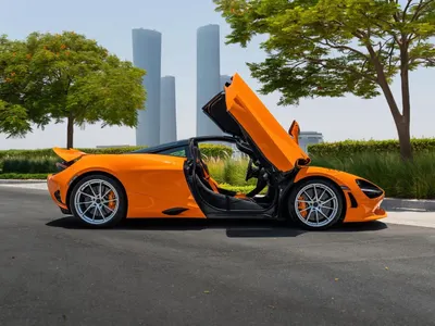 2025 مكلارين إس 750