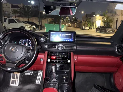 2022 لكزس آي إس 350 إف