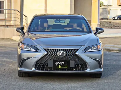 2025 لكزس إي إس 350