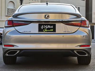 2025 لكزس إي إس 350