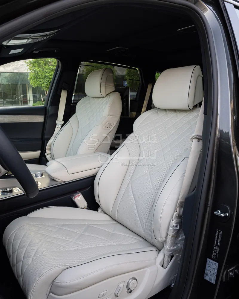 2025 Genesis GV 80