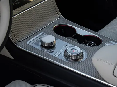 2025 Genesis GV 80