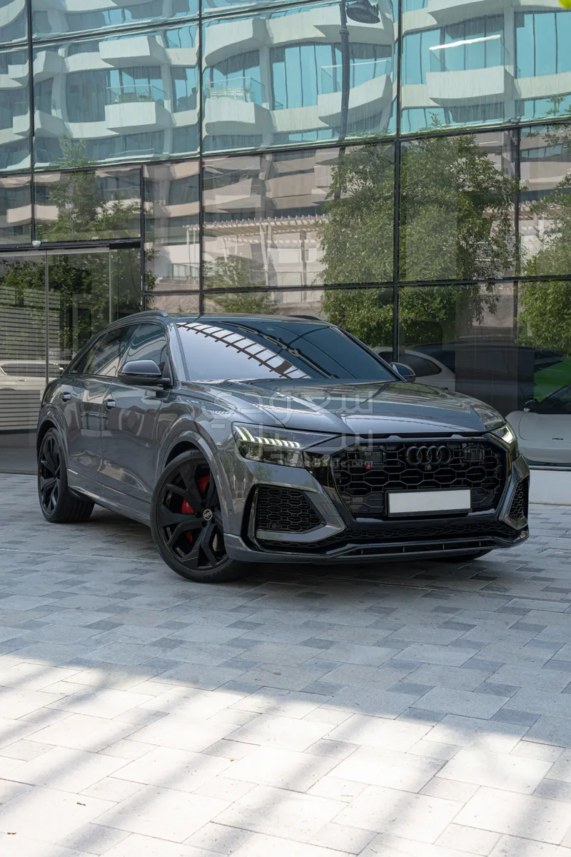 2023 Audi RS Q8
