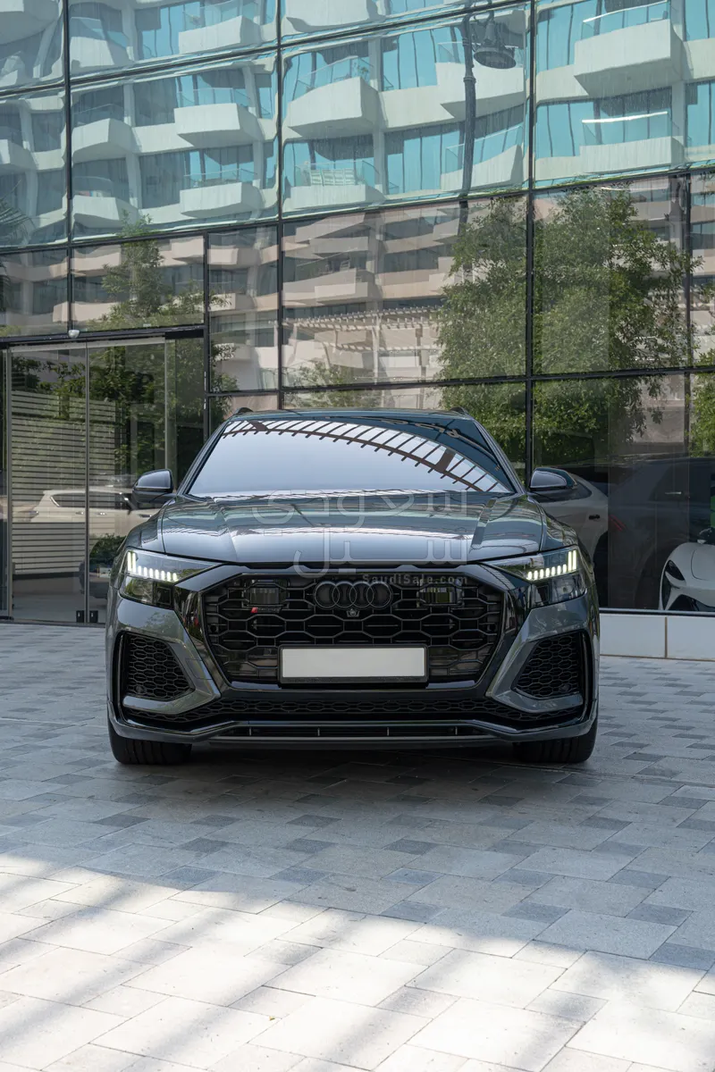 2023 Audi RS Q8