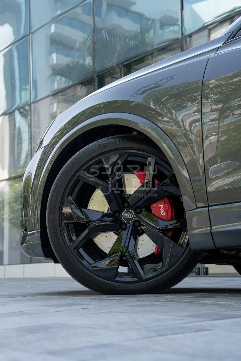 2023 Audi RS Q8