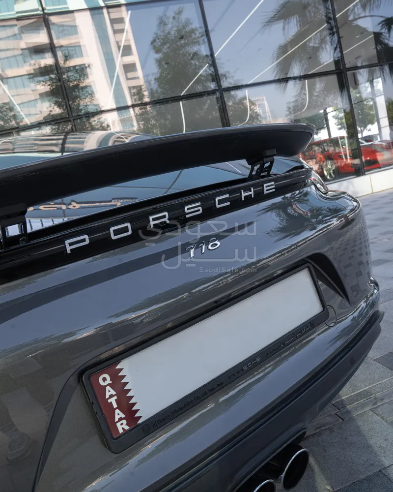 2021 Porsche 718 Cayman