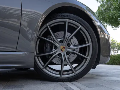 2021 Porsche 718 Cayman