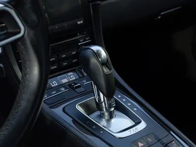 2021 Porsche 718 Cayman