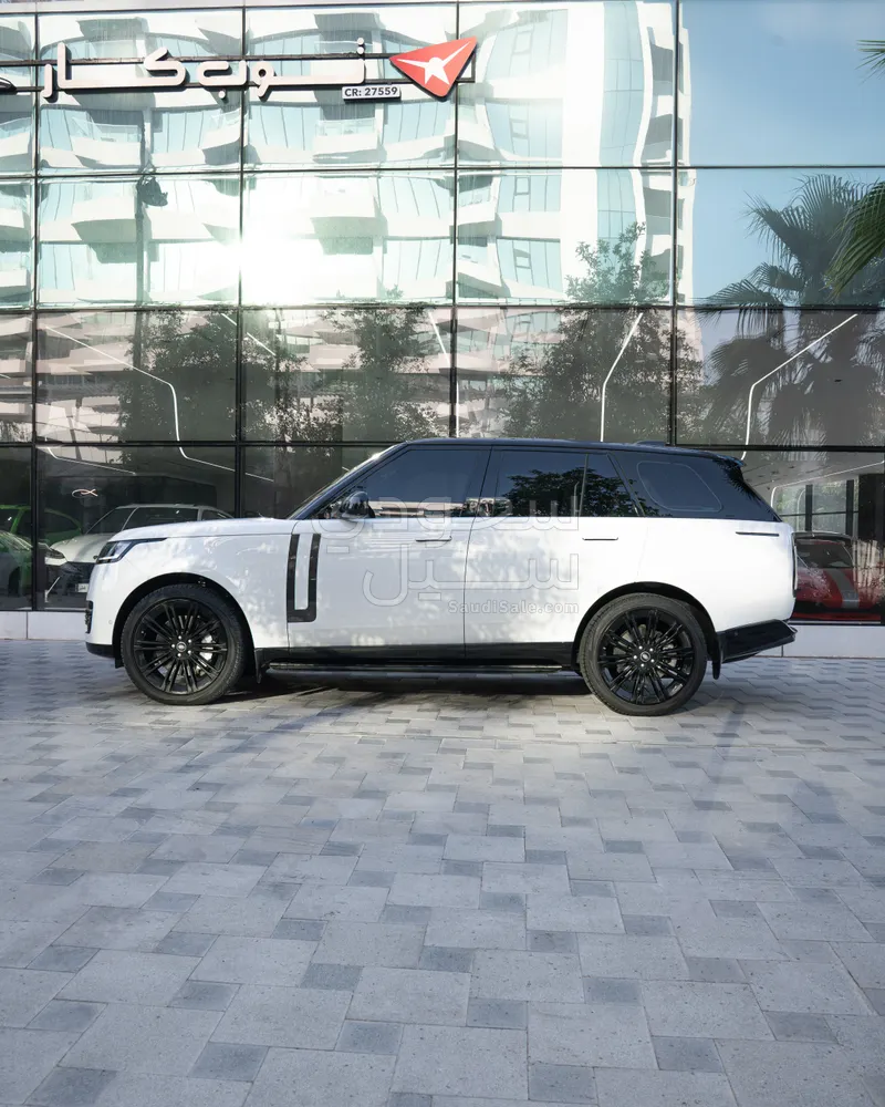 2023 Land Rover Range Rover Black Edition