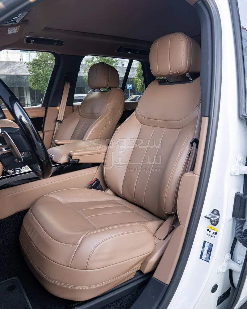 2023 Land Rover Range Rover Black Edition