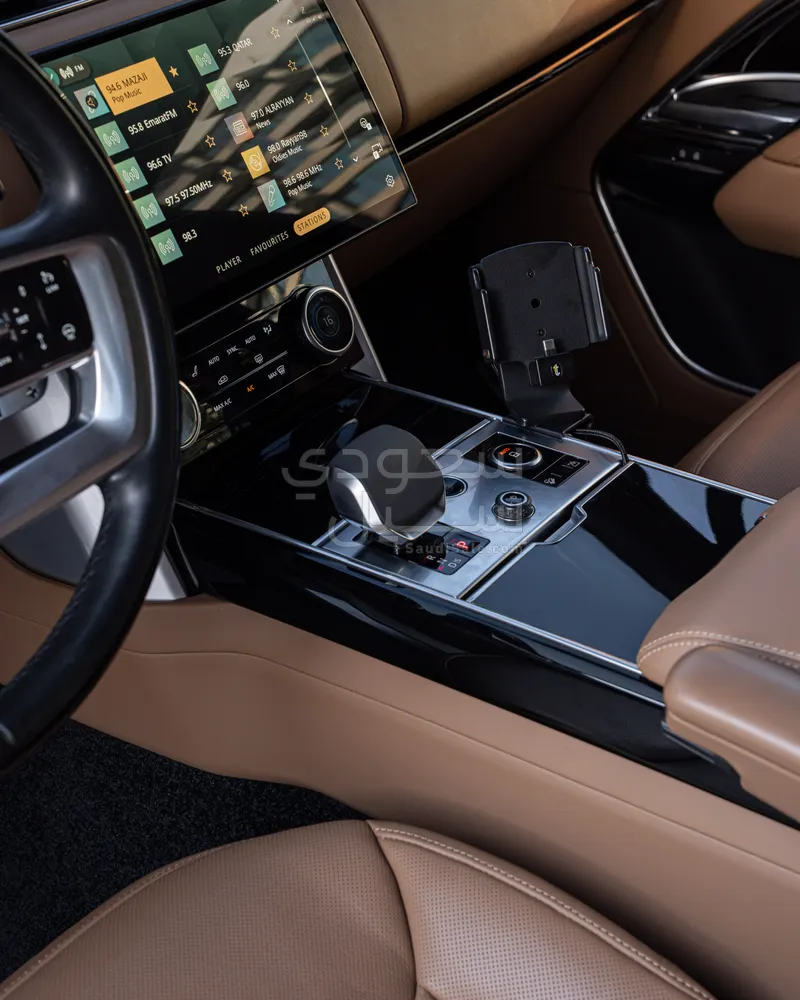 2023 Land Rover Range Rover Black Edition