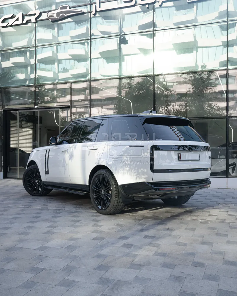 2023 Land Rover Range Rover Black Edition