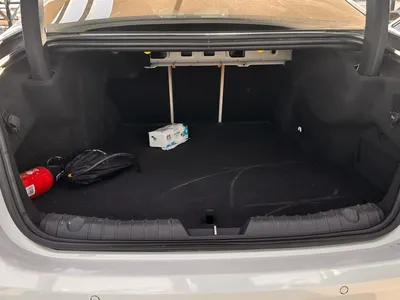 2020 جاكوار اكس اف اس