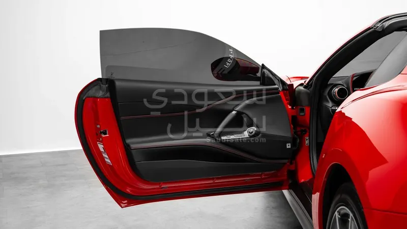 2021 فيراري 812 جي تي اس