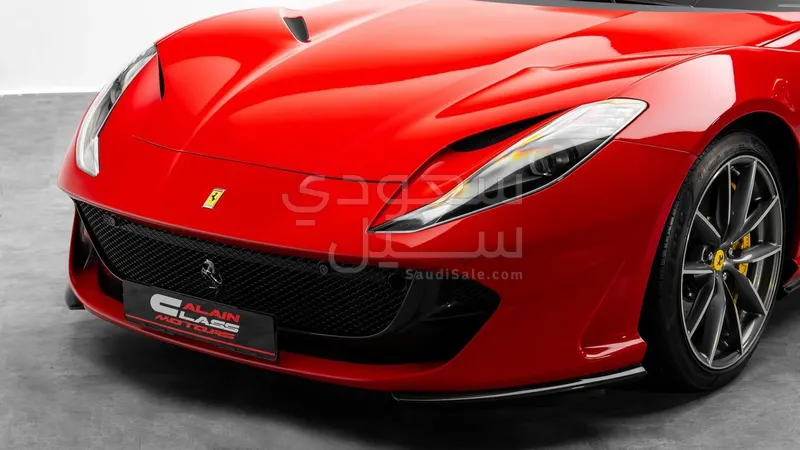 2021 فيراري 812 جي تي اس