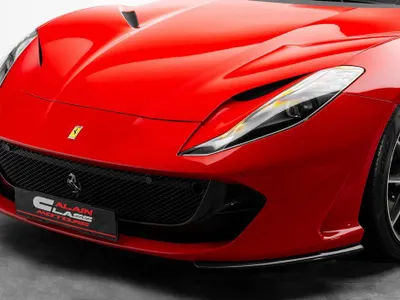 2021 فيراري 812 جي تي اس