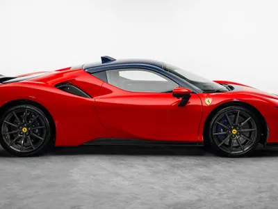 2022 فيراري اس اف 90 سترادالي