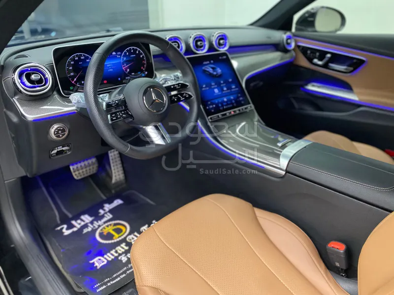 2025 مرسيدس - بنز سي إل إي 200