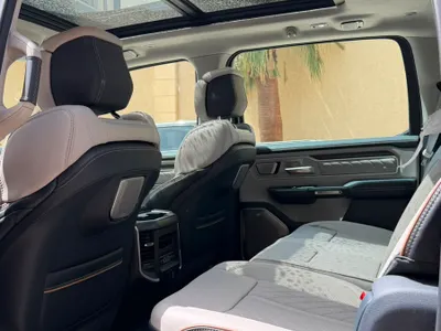 2025 دودج رام تنجستين