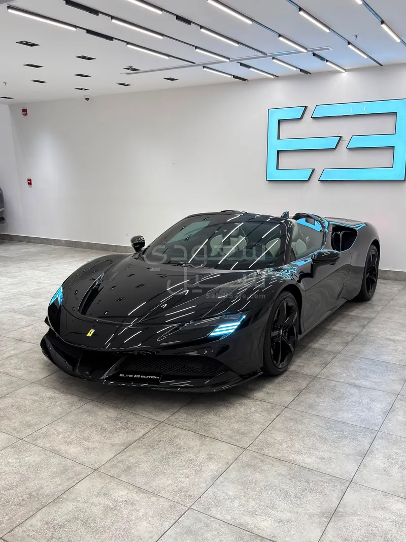 2024 فيراري سبايدر اس اف 90