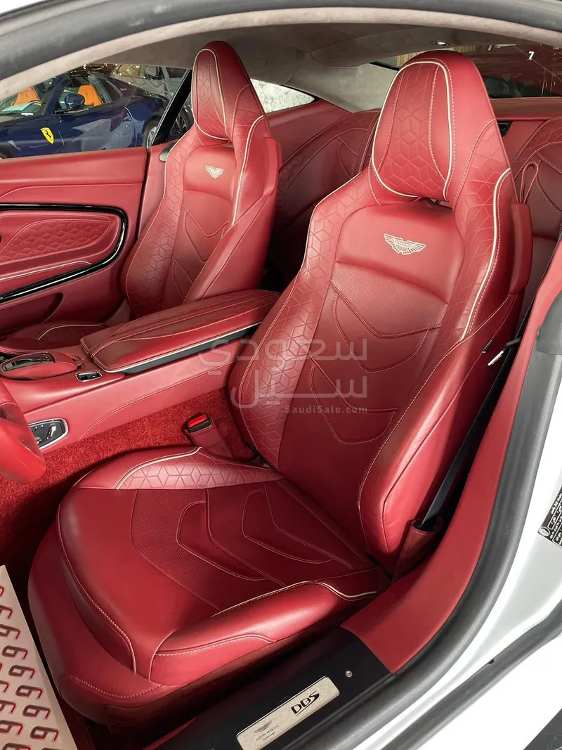 2019 Aston Martin DB S Superleggera
