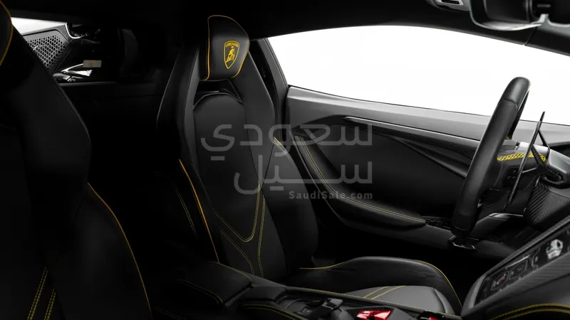 2025 Lamborghini Revuelto