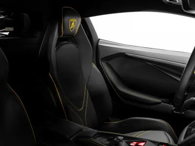 2025 Lamborghini Revuelto