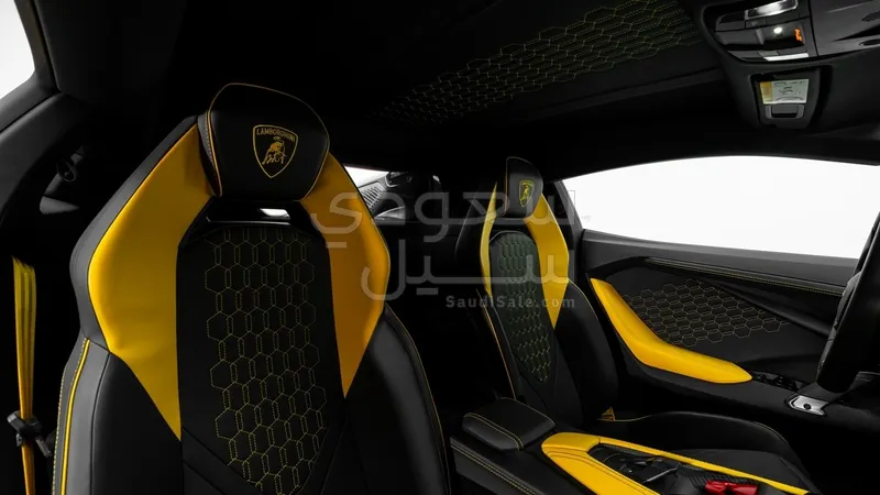 2024 Lamborghini Revuelto