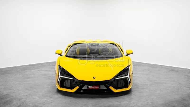 2024 Lamborghini Revuelto