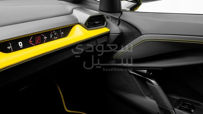 2024 Lamborghini Revuelto
