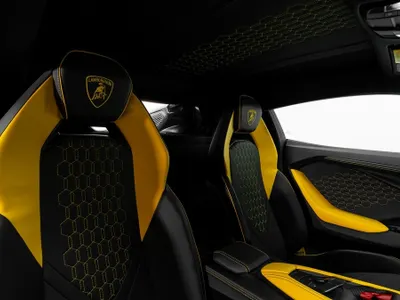 2024 Lamborghini Revuelto
