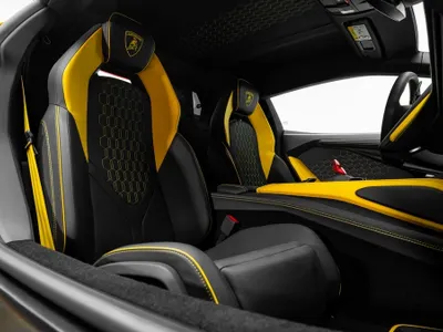2024 Lamborghini Revuelto