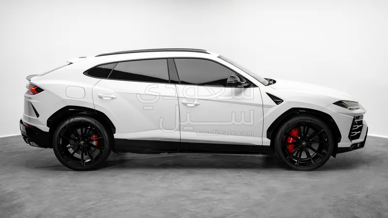 2021 Lamborghini URUS