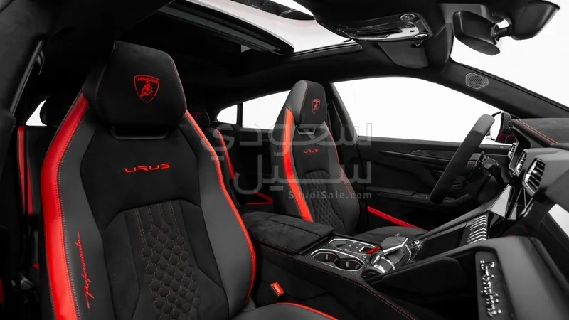 2024 Lamborghini URUS Performante