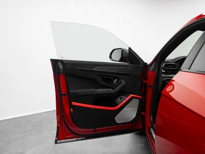 2024 Lamborghini URUS Performante