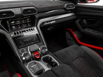 2024 Lamborghini URUS Performante