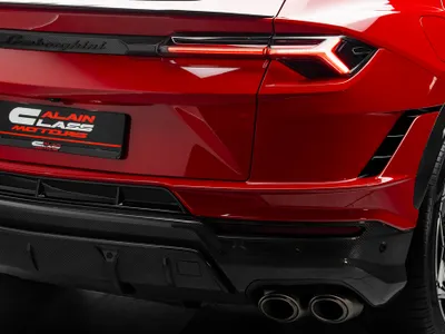 2024 Lamborghini URUS Performante