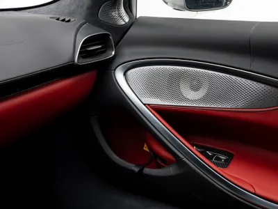 2024 McLaren Artura